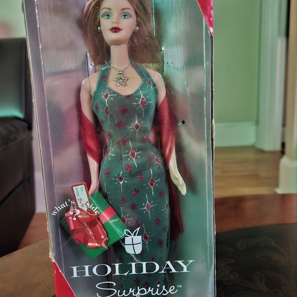 2000 Holiday Barbie NIB - Picture 2 of 4